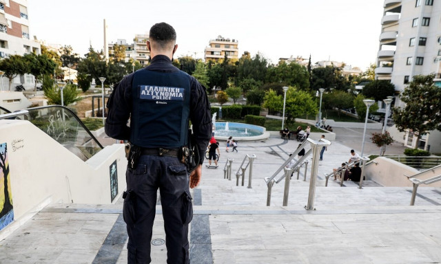 Νέα Σμύρνη: Ληστής έκλεψε χρηματικό ποσό από υποκατάστημα τράπεζας