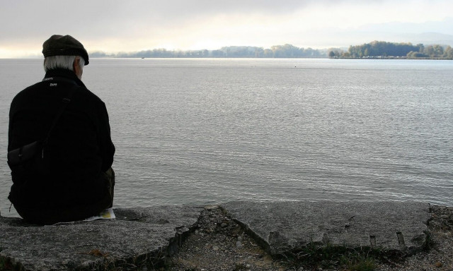 Βόλος: Έδωσε κοσμήματα, λίρες και μετρητά 38.000 ευρώ για δήθεν τροχαίο της κόρης του