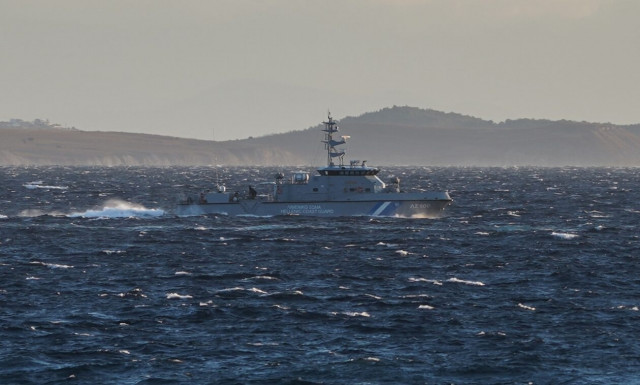 Μυτιλήνη: Τούρκοι ψαράδες οδήγησαν στα ελληνικά χωρικά ύδατα τη λέμβο με τους μετανάστες