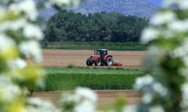 Τραγικός θάνατος 49χρονου στην Έδεσσα: Καταπλακώθηκε από το τρακτέρ που οδηγούσε