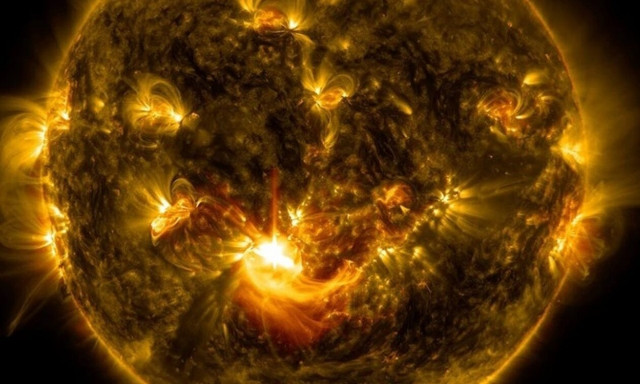 Η Κίνα πιο κοντά στον ήλιο: Εκτοξεύει διαστημόπλοιο για να καταγράφει τις εκρήξεις