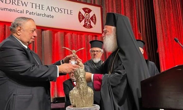 Αλεξανδρείας Θεόδωρος: Τιμήθηκε από την Ομογένεια με το βραβείο «Αθηναγόρας»