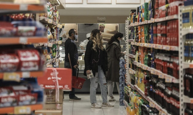 Πώς θα λειτουργεί το «καλάθι της νοικοκυράς» - Ειδική σήμανση στα προϊόντα