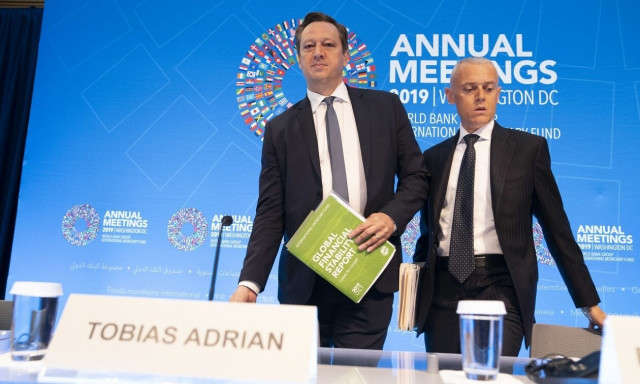 Κίνδυνο κατάρρευσης των τιμών των ακινήτων βλέπει το ΔΝΤ