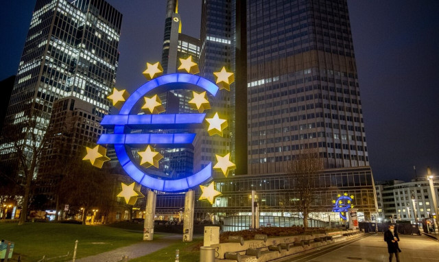 ΕΚΤ: Χρειαζόμαστε τουλάχιστον δύο ακόμη σημαντικές αυξήσεις επιτοκίων