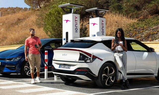 Πόσα ηλεκτρικά πουλήθηκαν στο εννεάμηνο;