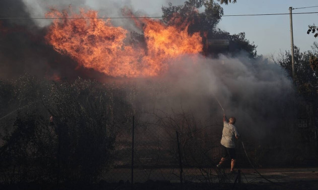 Καταβλήθηκε η πρώτη αρωγή στους πυρόπληκτους της Αττικής