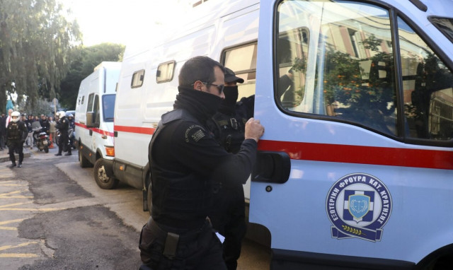 Φρίκη για τη 14χρονη Μαρκέλλα: Της άλλαξε πρόσωπο ο βιαστής