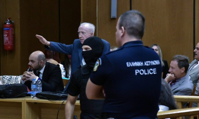 Εισαγγελική έρευνα για το ναζιστικό χαιρετισμό του Κώστα Πλεύρη