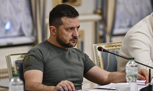 Ζελένσκι: «Δεν μιλάμε με ηγέτες που δεν σέβονται το διεθνές δίκαιο»