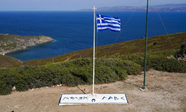 Στρατός Ξηράς: Με το δάχτυλο στη σκανδάλη! Τα μηνύματα Φλώρου και Λαλούση από Χίο και Θράκη