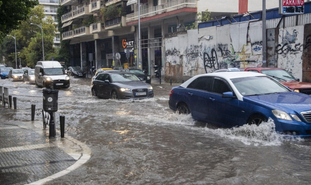 Αρνιακός στο Newsbomb: Πότε εξασθενεί η κακοκαιρία - Live η πορεία της