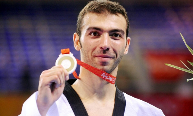 Ο θωρακοχειρούργος Ηλιάδης μιλά για τη μάχη του Αλέξανδρου Νικολαΐδη