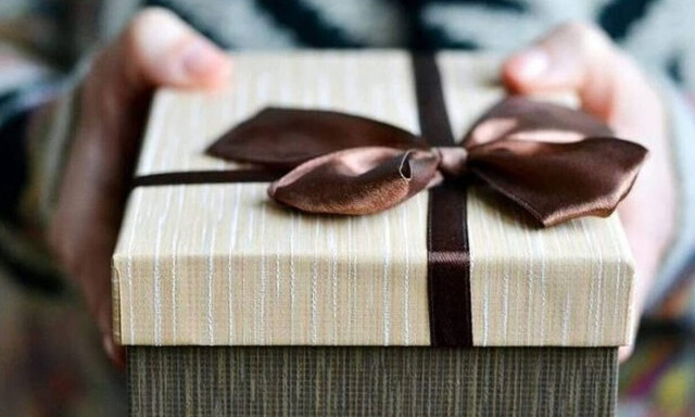 Εορτολόγιο: Ποιοι γιορτάζουν σήμερα 15 Οκτωβρίου