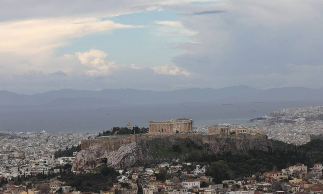 Καιρός: Βροχές τη Δευτέρα στην Κρήτη - Ηλιοφάνεια στην υπόλοιπη χώρα