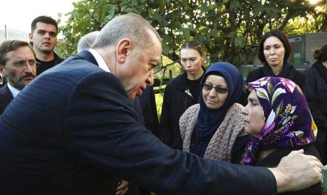 Τουρκία ορυχείο: O λαός μιλάει για «σφαγή», ο Ερντογάν για «πεπρωμένο»