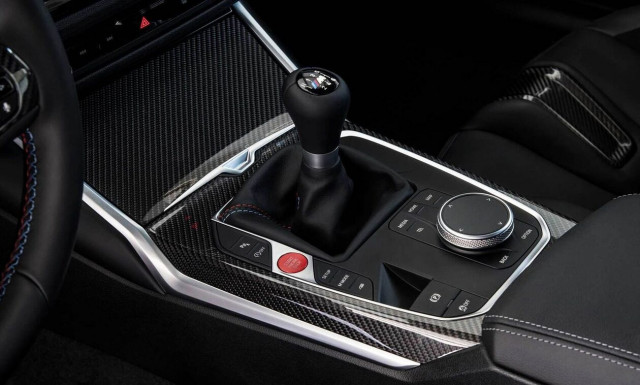 Για πόσο ακόμα θα πωλούνται αυτοκίνητα με χειροκίνητα κιβώτια;