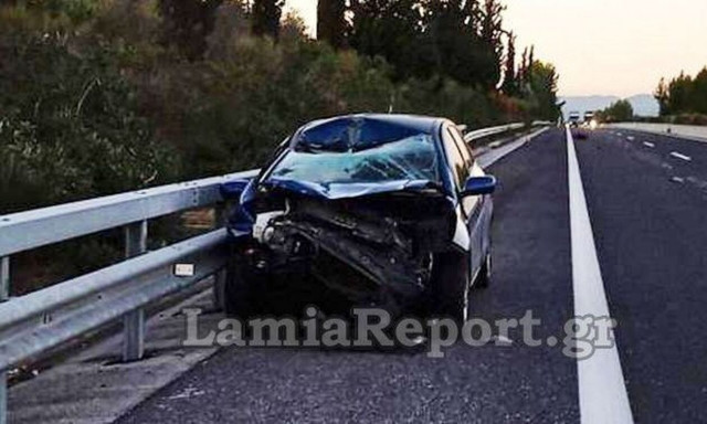 Λαμία: Σοβαρό τροχαίο με νταλίκα – Σώθηκε από θαύμα ο οδηγός