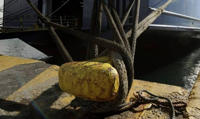 Strong winds continue to disrupt ferry journeys to the Aegean islands