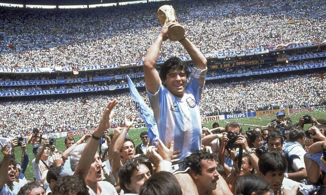 Στην Αργεντινή η φανέλα του Μαραντόνα από το Μουντιάλ του 1986
