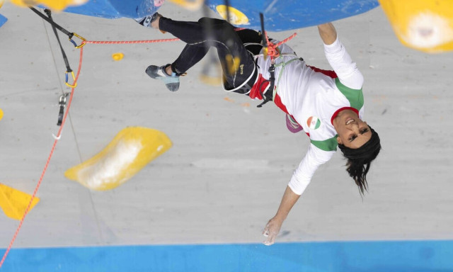 H Ελνάζ Ρεκάμπι