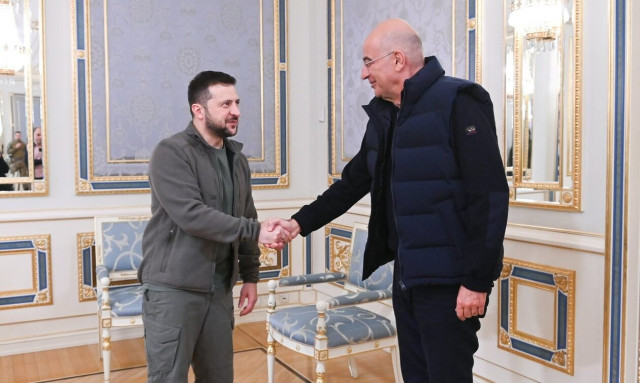 Συνάντηση Ζελένσκι με Δένδια - «Ελευθερία ή Θάνατος» στα καταφύγια