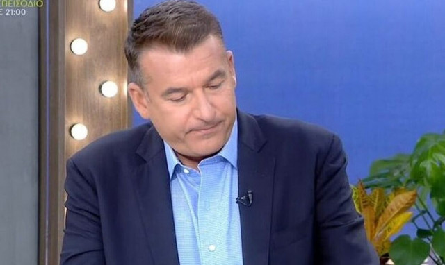 Μετά τον σάλο ο Λιάγκας τώρα λέει πως δεν είδε φωτογραφίες