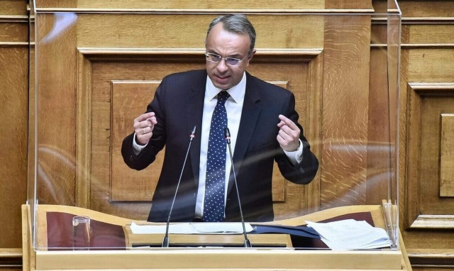 Σταϊκούρας: Δεν αποδίδουν στον εξωδικαστικό τράπεζες και servicers