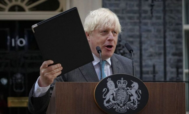 Τέλος οι διακοπές για τον Μπόρις Τζόνσον - Εκτάκτως στο Λονδίνο