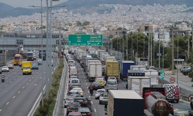 Κίνηση τώρα: Απελπισία ο Κηφισός - Δείτε τι χάος επικρατεί