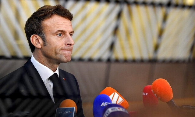 Παρέμβαση Μακρόν για την παραίτηση Τρας - «Να υπάρξει σταθερότητα»