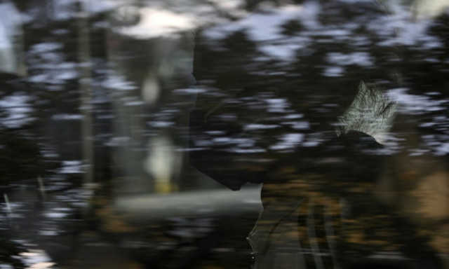 Σεπόλια: Η 37χρονη έστελνε τα παιδιά να ζητιανέψουν με σημειώματα