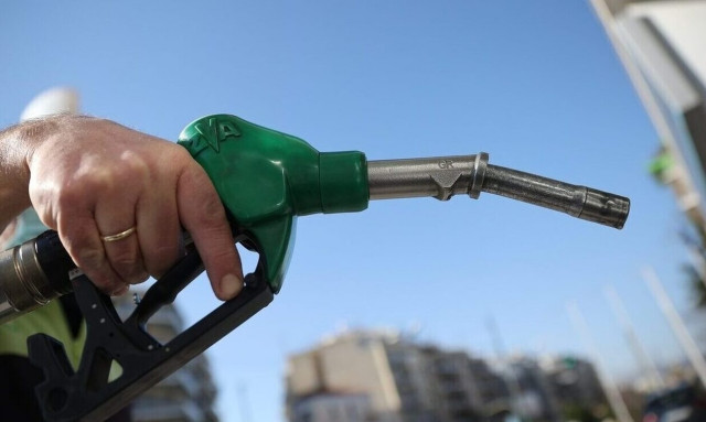 Στα 19 δισ. ευρώ εκτοξεύθηκαν οι εισαγωγές καυσίμων στο 8μηνο 2022