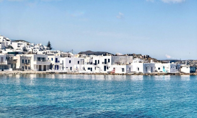 Στα επίπεδα του 2019 οι τουριστικές εισπράξεις τον Αύγουστο