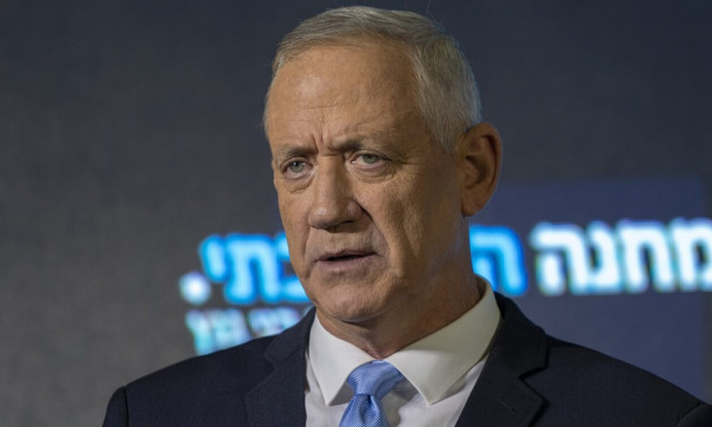 Μπένι Γκαντς: Το tweet για το Αεροπορικό Κέντρο Εκπαίδευσης Καλαμάτας