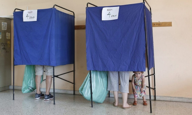 Εκλογές: 10 ερωτήσεις και απαντήσεις - Οι έδρες στη νέα Βουλή με βάση την απογραφή του 2021