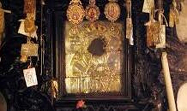 Η Παναγία η Χοζοβιώτισσα στον Άγιο Δημήτριο στον Πειραιά