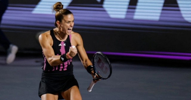 Η Σάκκαρη θριαμβευτικά στα ημιτελικά του WTA Finals!