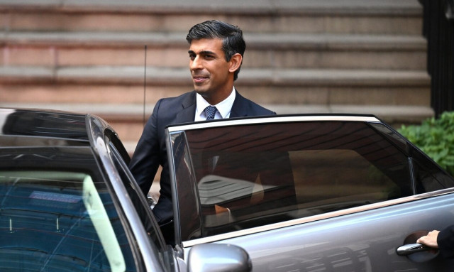 Σούνακ: Οι 5 προκλήσεις της θητείας του και η πρώτη άσχημη εντύπωση