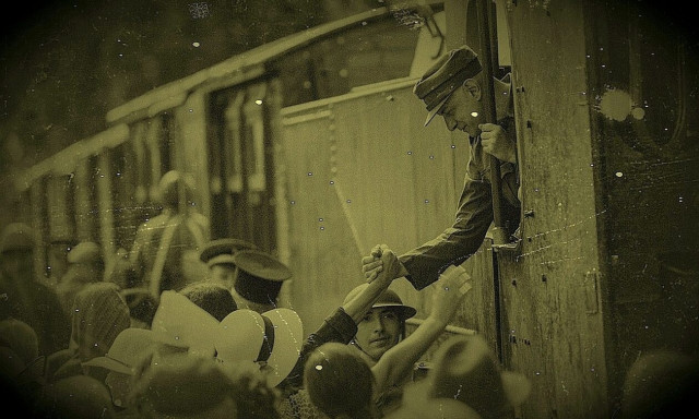 28η Οκτωβρίου: Έλληνες στρατιώτες αναχωρούν για το μέτωπο