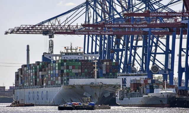 Γερμανία: «Πράσινο φως» για την Cosco στο λιμάνι του Αμβούργου