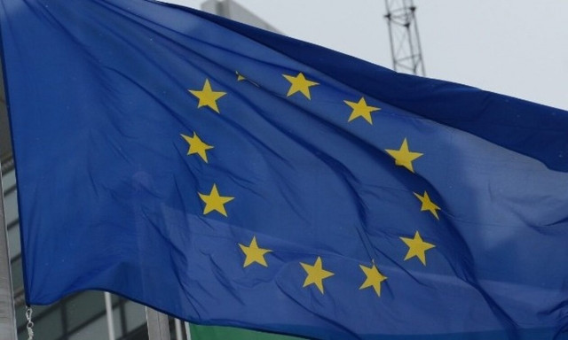 ΕΕ: Προτείνει πιο αυστηρά μέτρα για την ατμοσφαιρική ρύπανση