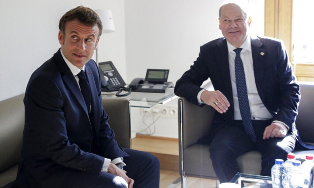 Mακρόν και Σολτς θα επιχειρήσουν να αποκαταστήσουν τις γαλλογερμανικές σχέσεις