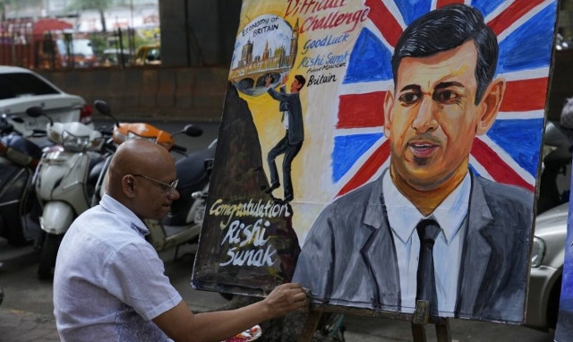 Τεράστιες προκλήσεις αντιμετωπίζει ο Ρίσι Σούνακ