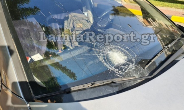 Λαμία: Αυτοκίνητο παρέσυρε πεζή έξω από σούπερ μάρκετ