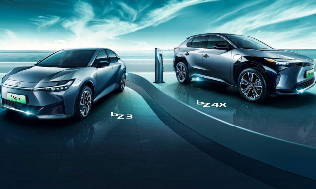 Η Toyota έχει ήδη τον αντίπαλο του Tesla Model 3