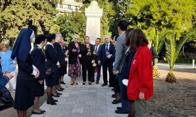 Ο ΕΕΣ τίμησε τις νοσοκόμες που θυσιάστηκαν στο έπος του 1940