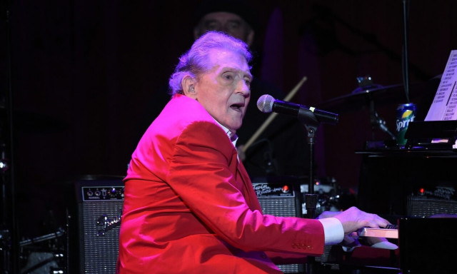 «Πέθαναν» τον Τζέρι Λι Λιούις: Θύμα fake news ο θρύλος της rock n roll