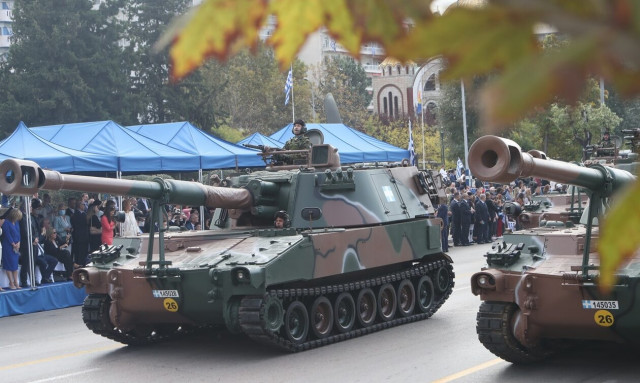 28η Οκτωβρίου: Στα μεγάλα «όχι» επικεντρώθηκαν οι πολιτικοί