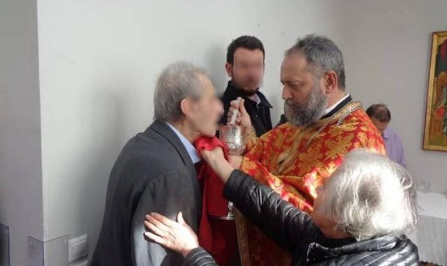 Μυστήριο με τον θάνατο του ιερέα: Τι ερευνά το Τμήμα Ανθρωποκτονιών